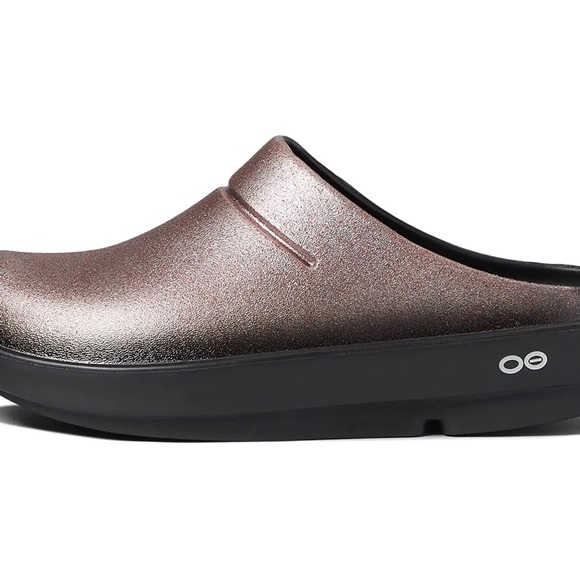 OOFOS Shoes - OOcloog Luxe oofos rose sparkle size 8